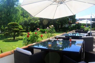 هتل Hôtel Eychenne