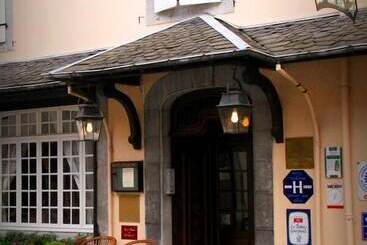 هتل Hôtel Eychenne