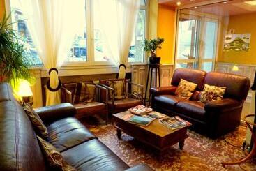 هتل Hôtel Le Lons