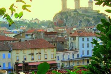 هتل Hôtel Le Lons