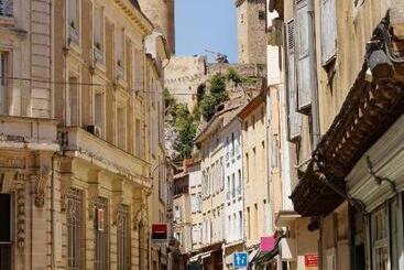 هتل Hôtel Le Lons