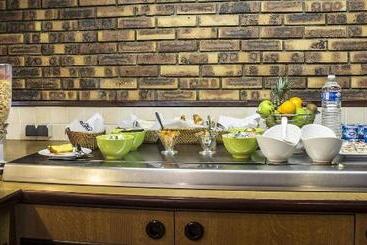 هتل Inn Design Resto Novo Bourges