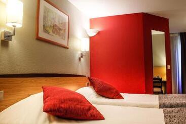 هتل Inn Design Resto Novo Bourges