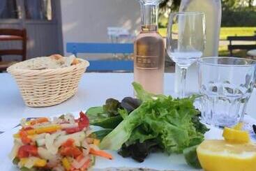 هتل Inn Design Resto Novo Bourges