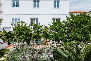 Hôtel La Villa Cannes - Cannes