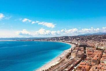 هتل Le Riviera Collection, Signature Collection By Best Western