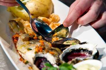 هتل Logis Hôtel & Restaurant Mediterranee