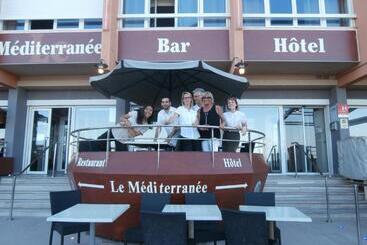 هتل Logis Hôtel & Restaurant Mediterranee