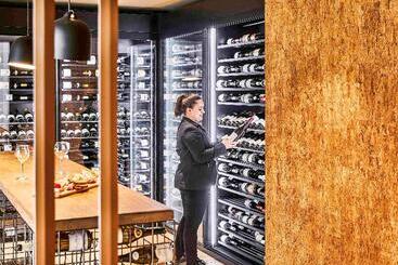 هتل Mercure Beaune Centre