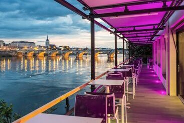 ホテル Mercure Bords De Loire Saumur