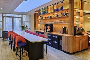 هتل Mercure Chartres Cathedrale