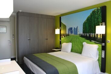 Отель Mercure Paris Ouest Saintgermain