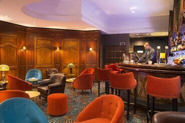 ホテル Hôtel & Spa Oceania L Univers Tours