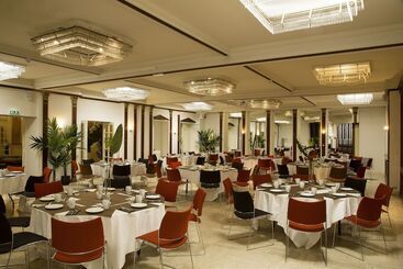 ホテル Hôtel & Spa Oceania L Univers Tours