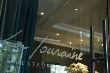 ホテル Hôtel & Spa Oceania L Univers Tours