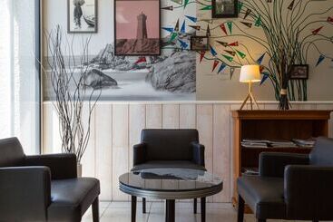هتل Logis, Hôtel Au Chêne Vert, Saint Brieuc Nord