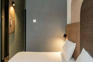 B&B HOTEL Chartres Centre Cathédrale