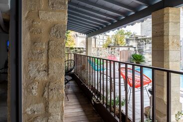 هتل Boutique Hôtel Entraigues