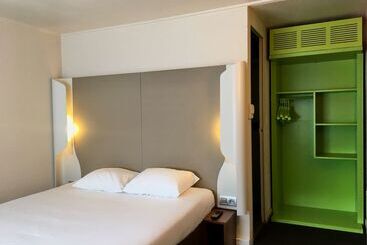 هتل Campanile Aixlesbains