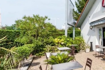 هتل Campanile Biarritz