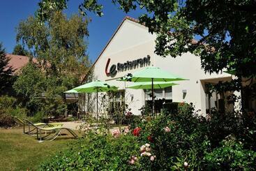 هتل Campanile Bourg En Bresse ~ Viriat