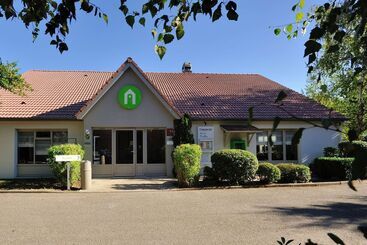هتل Campanile Bourg En Bresse ~ Viriat