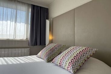 هتل Campanile Grenoble Sud Seyssins