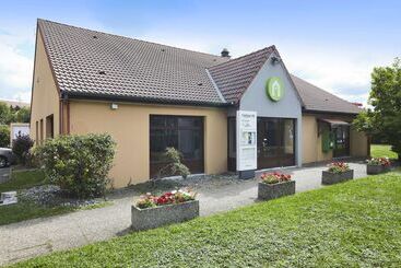 هتل Campanile Mulhouse Illzach Ile Napoleon