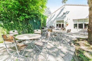 هتل Campanile Vichy   Bellerive