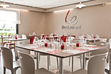 هتل Campanile Vichy   Bellerive