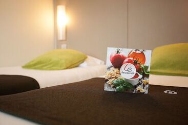 هتل Campanile Vichy   Bellerive