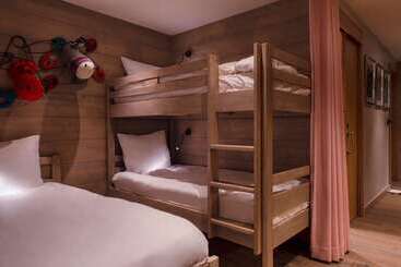호텔 Chalethôtel La Marmotte, La Tapiaz & Spa, The Originals Relais