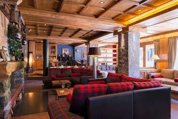 호텔 Chalethôtel La Marmotte, La Tapiaz & Spa, The Originals Relais