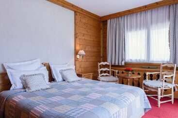 בית מלון כפרי Chalethôtel La Marmotte, La Tapiaz & Spa, The Originals Relais