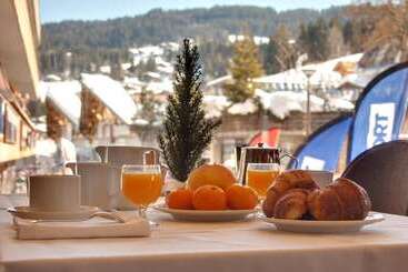호텔 Chalethôtel La Marmotte, La Tapiaz & Spa, The Originals Relais