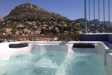 Diana - Vence