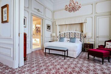 هتل Hôtel Du Palais Biarritz, In The Unbound Collection By Hyatt
