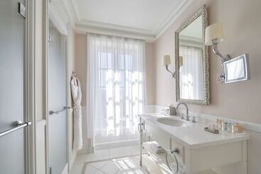 هتل Hôtel Du Palais Biarritz, In The Unbound Collection By Hyatt