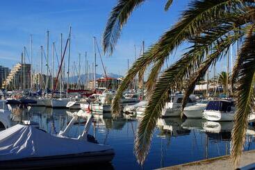 هتل Du Port