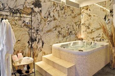 هتل Fesch & Spa