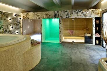 هتل Fesch & Spa