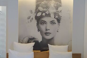 هتل Hôtel François 1er