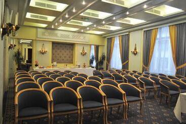 Grand Hotel Bellevue   Grand Place