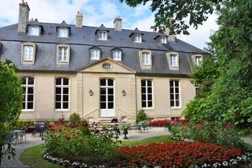 هتل Hôtel D'argouges