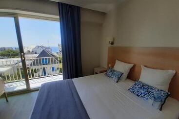 هتل Hôtel Ker Noyal Quiberon Plage