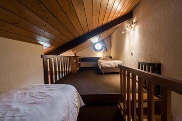 هتل Hôtel La Bergerie