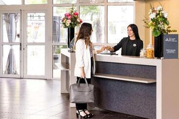 호텔 Hôtel Mercure Tours Nord