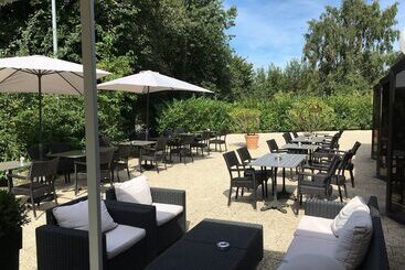 Отель Ibis Abbeville