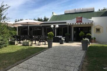 Отель Ibis Abbeville