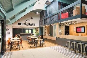 Отель Ibis Abbeville